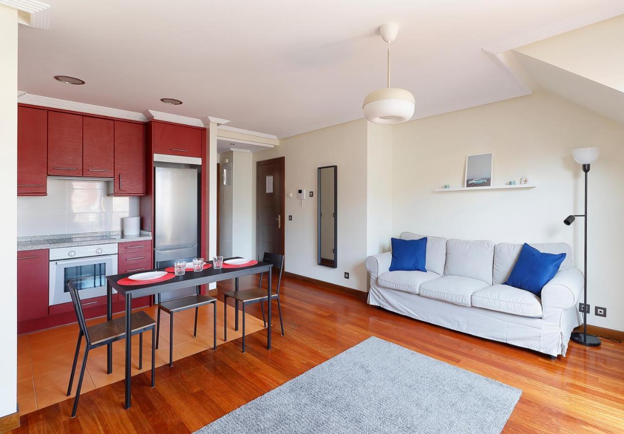 Atico Con Terraza, Vistas Al Mar Y Parking En Playa De S Lorenzo Gijón Exterior foto