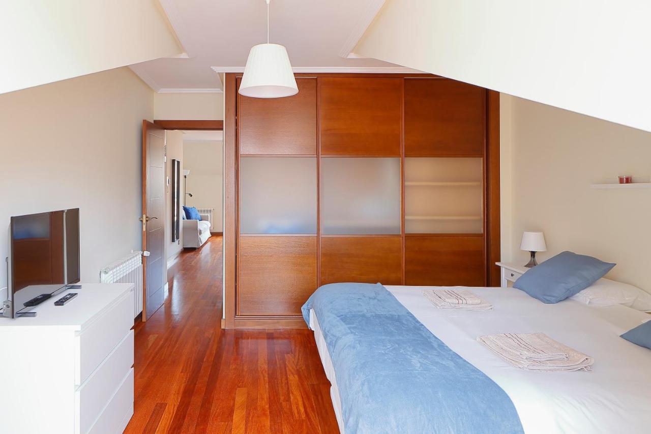 Atico Con Terraza, Vistas Al Mar Y Parking En Playa De S Lorenzo Gijón Exterior foto